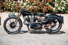 5 Motor Klasik Brough Siap Dilelang di Italia