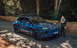 Porsche Cayenne Baru Diuji di Trek Balap dan Off-Road Sebelum Peluncurannya