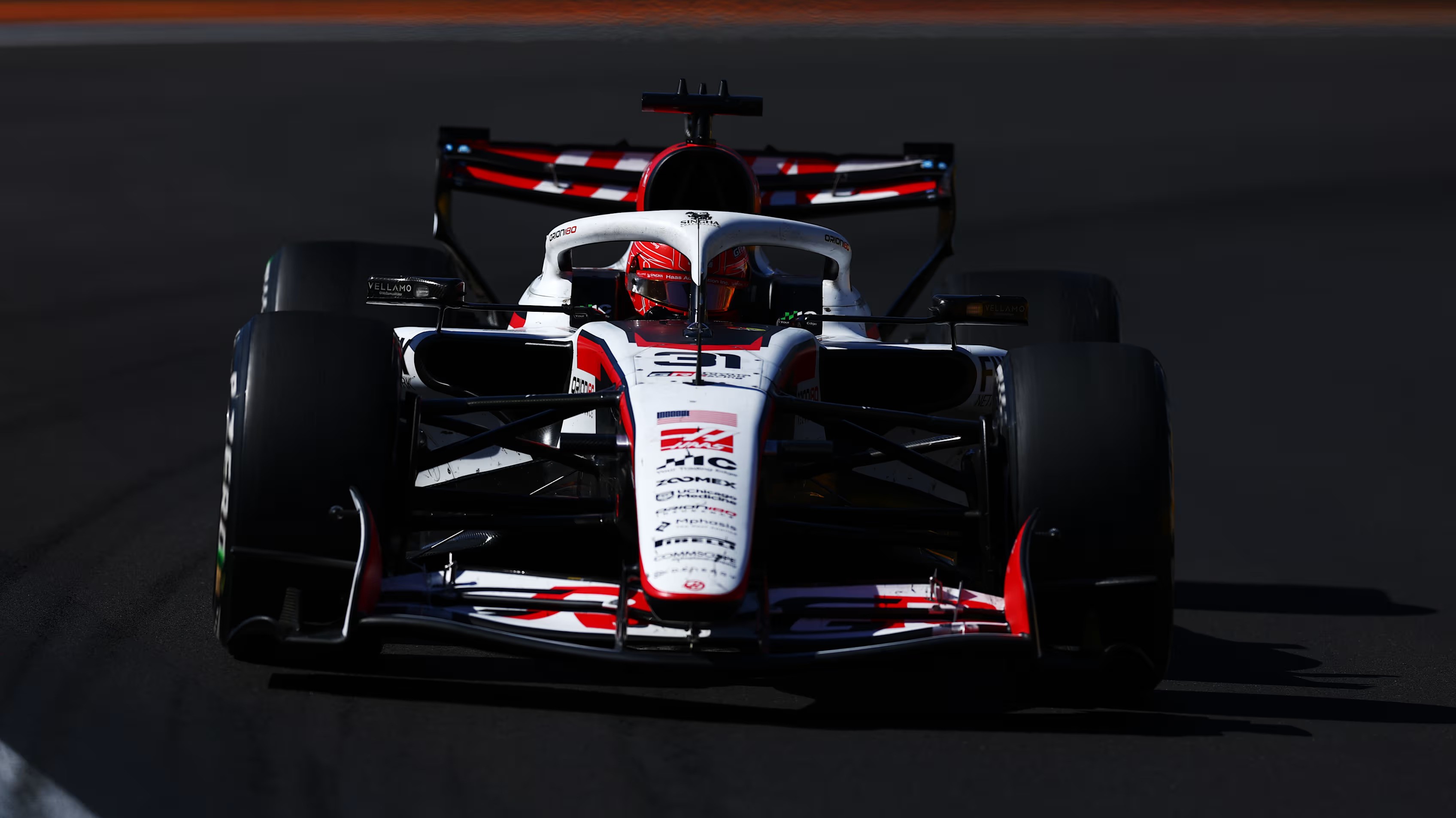 Esteban Ocon Mengonfirmasi Tinggalkan Haas Akhir Musim 2026