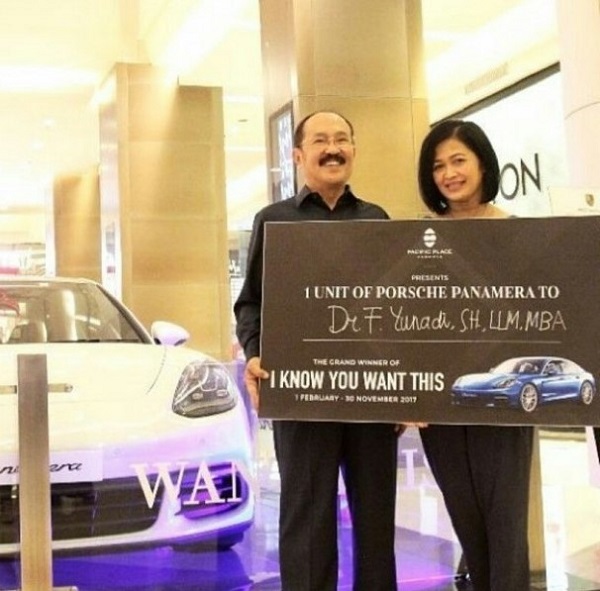 Mantan Pengacara Setnov Dapat Porsche Panamera