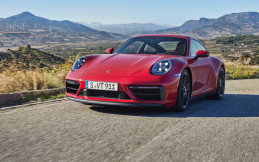 Porsche 911 GTS 2022 Resmi Meluncur dengan Mesin Lebih Bertenaga