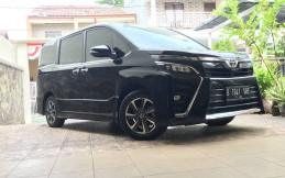 Profil - Toyota Voxy 