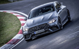 Mercedes-AMG GT 63 S 4MATIC+, Mobil Mewah Terkencang di Nürburgring