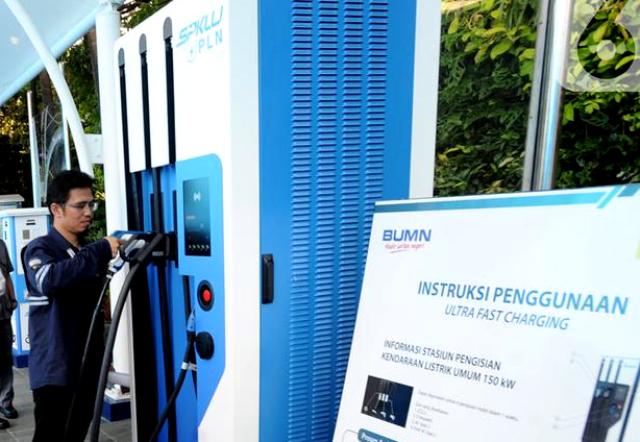 PLN Perkenalkan Stasiun Pengisian Kendaraan Listrik Tercepat