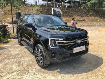 Ford Everest Platinum Hadir dengan Mesin V6 Twin-Turbo 3.000 cc