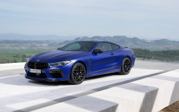 Ludes Sebelum Peluncuran, Duo BMW M8 Competition Dibanderol Rp7 Miliar