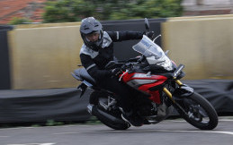 Beli New Honda CB150X Dapat Voucher Modifikasi Rp1 Juta