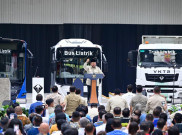 Presiden Prabowo Subianto Targetkan Produksi Massal Sedan Listrik Nasional pada 2028