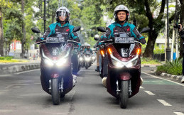 Komunitas HPCI Keliling Kota Bandung Mengendarai New Honda PCX 160 Dengan Fitur RoadSync