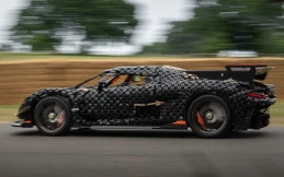 Kolaborasi Lego x Koenigsegg Lahirkan Hypercar Bisa Jalan