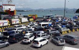 Kakorlantas dan Menhub Apresiasi Pemudik yang Antri di Pelabuhan Serta Jalan Tol