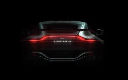 Aston Martin Bocorkan Suara Mesin V12 Vantage