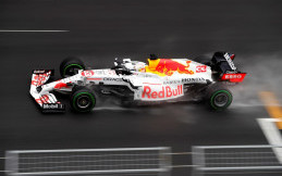 Red Bull Racing Raih Double Podium, Verstappen Puncaki Klasemen