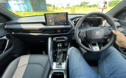 Begini Cara Operasikan Android Auto dan Apple CarPlay di All-new Toyota Yaris Cross