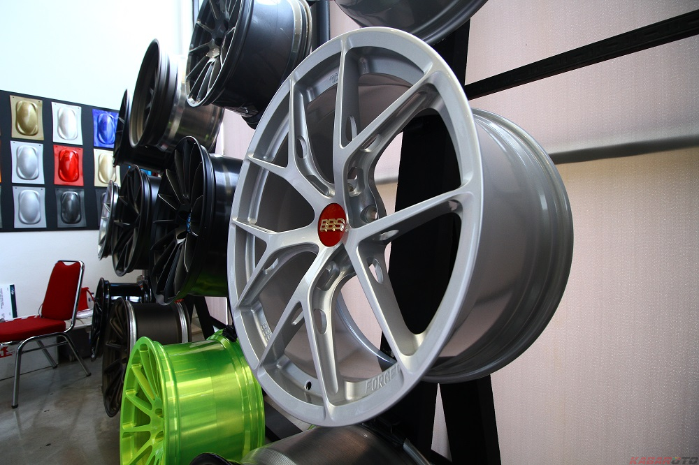 Spacer dan Adaptor Pelek, Ternyata Banyak Fungsinya