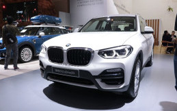 Suasana Kemerdekaan Belum Usai, BMW Tawarkan Drive Now Pay Later