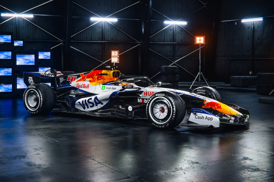 Visa Cash App Racing Bulls Tampil Dominasi Warna Putih Hadapi F1 2026
