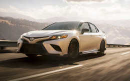 Toyota Camry TRD, Lebih Keren dan Sporty