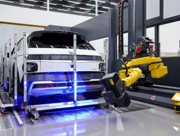 Intip Proses Detail Pembuatan Bodi Mobil Kia