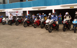 Suzuki Ajak Jurnalis Uji Suzuki GSX-R150 di Sentul