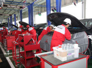 Hubungi Layanan 24 Hours Emergency Services, Tim Mitsubishi Segera Evakuasi Mobil Dampak Banjir