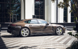 Porsche Indonesia Resmi Dirikan Destination Charging Pertama di Bandung
