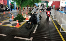 Ingin Test Ride Motor Listrik di PEVS 2024? Yuk Intip Dulu Syarat dan Jajaran Unitnya