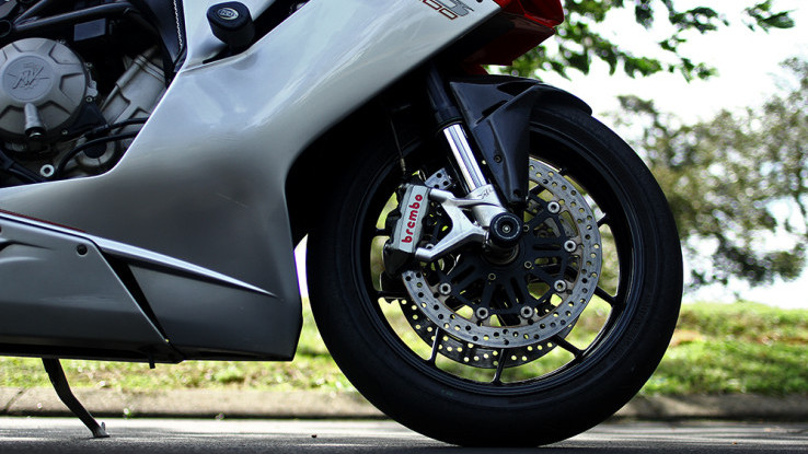 Pilih Tampil 'Donat' atau 'Kotak'? Ini Cara Sesuaikan Profil Ban dan Pelek