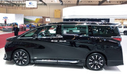 Galeri All New Toyota Alphard 2023 