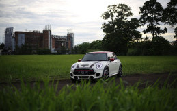 Test Drive MINI John Cooper Works 2020 - Torehkan Predikat Tercepat di Keluarga 3 Pintu