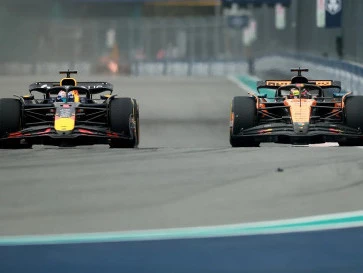 Oscar Piastri Memberi Kabar Terbaru Kepindahan Max Verstappen ke McLaren