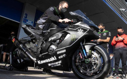 Usai Melakukan Tes Kawasaki ZX-10RR 2021, Begini Respon Jonathan Rea