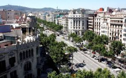 Mobil Tua Dilarang Melintas di Barcelona