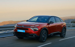 Galeri Citroen e-C4 yang Dibanderol Rp1,2 Miliar di Indonesia