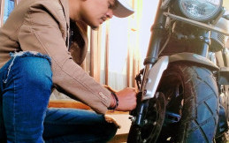 Perhatikan Tips Cara Mengecek Motor Sport di Rumah
