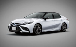 Toyota Camry Dapat Sentuhan Minor di Jepang