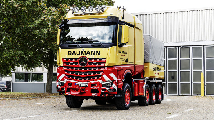 Mercedes-Benz Custom Tailored Trucks, Modifikasi Kelas Dunia