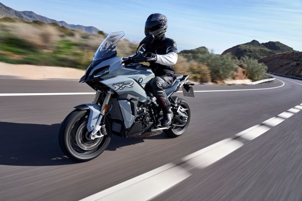 BMW Resmi Luncurkan S 1000 XR di Indonesia