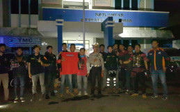 Aksi Bikers Purwokerto Tandai Jalan Berlubang Bersama Satlantas Banyumas