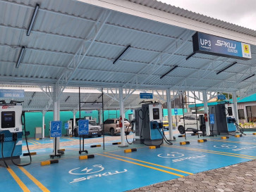 Tingkatkan Infrastruktur Kendaraan Listrik, SPKLU Center Terbesar Resmi Beroperasi di Yogyakarta