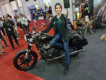 Royal Enfield Indonesia Resmi Hadirkan Apparel Motoran Anyarnya