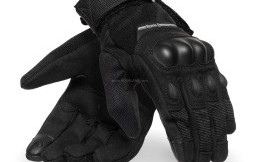 Sist, Ada Riding Gear Komplet Buat Lady Bikers Royal Enfield, Nih!