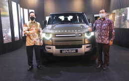 JLM Auto Indonesia Resmikan Pop-up Display Jaguar Land Rover