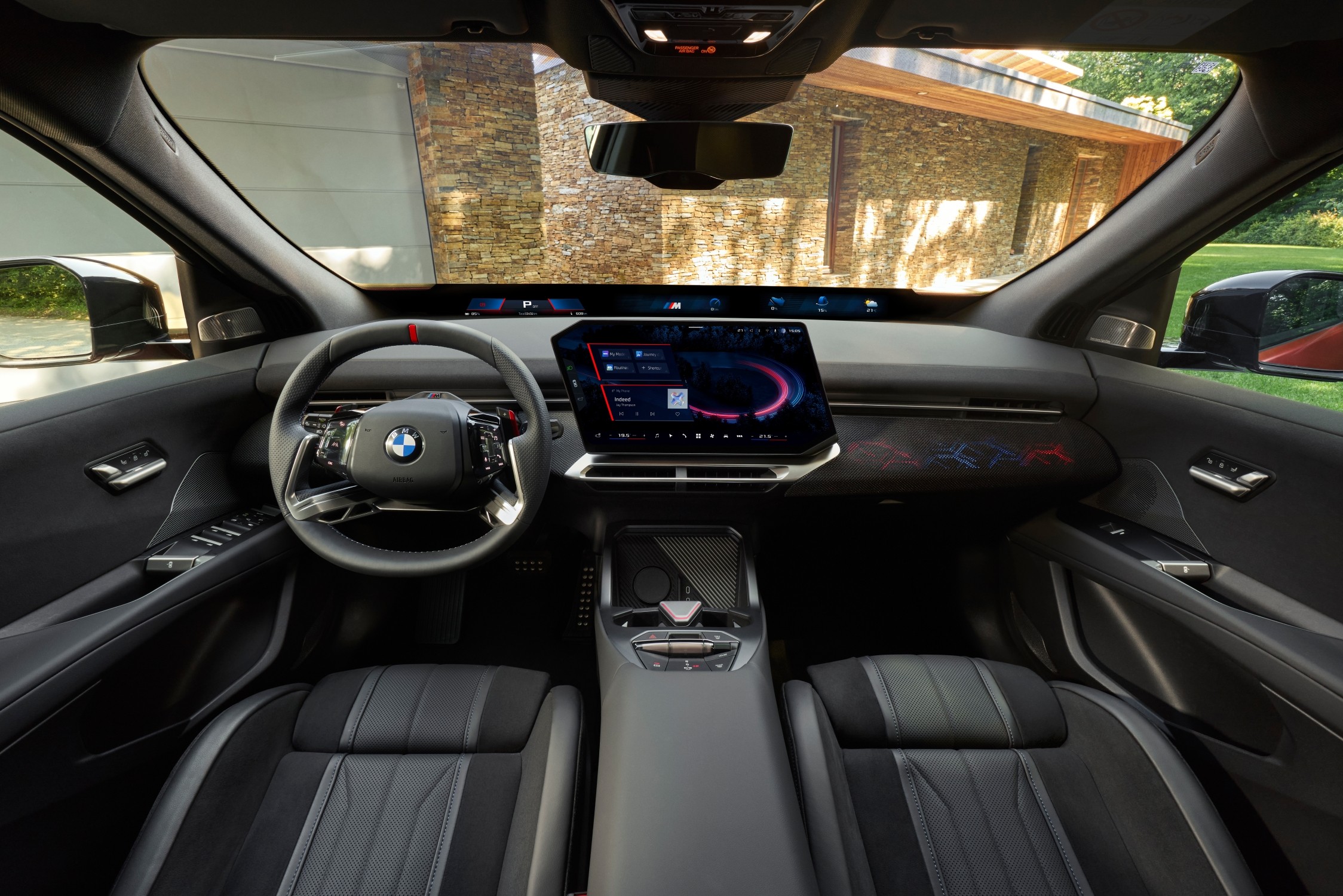 Debut BMW iX4
