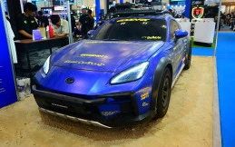 Subaru BRZ Kuhl Racing OutRoad Penuh Kotoran Sengaja Ikut Kontes 