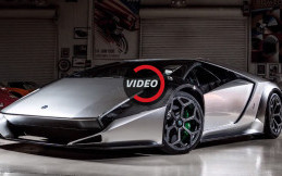 Hypercar Futuristis Bernama Kode O