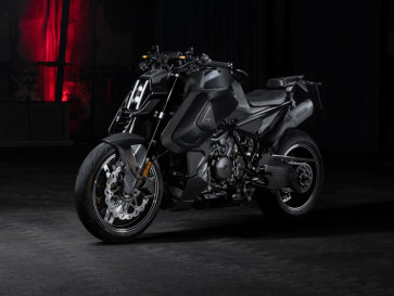 Kolaborasi Hyper Naked Bike KTM Hasilkan Brabus 1400 R Signature Edition 