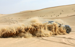 Porsche 911 Dakar Anyar jadi Mobil Sport Jalur Offroad