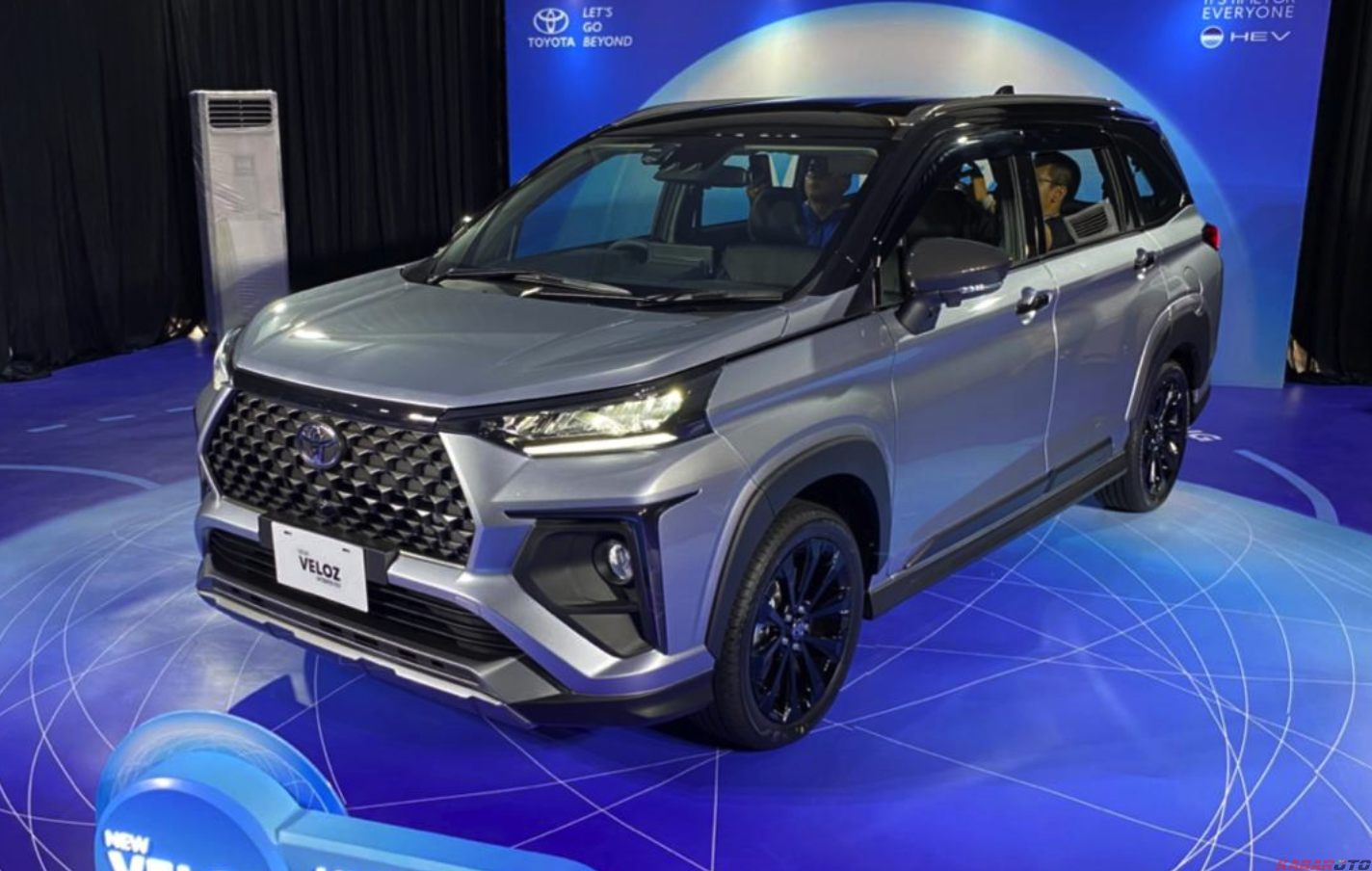 Daftar Mobil Hybrid Terlaris April 2026, Toyota Veloz HEV Memimpin