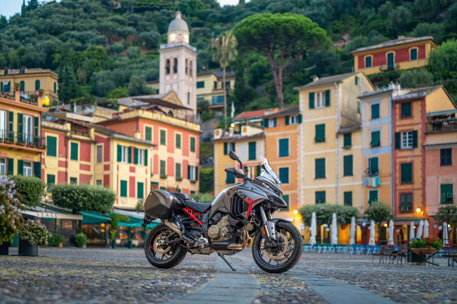Ducati Multistrada V4 S Grand Tour 2027, Intip Spesifikasinya